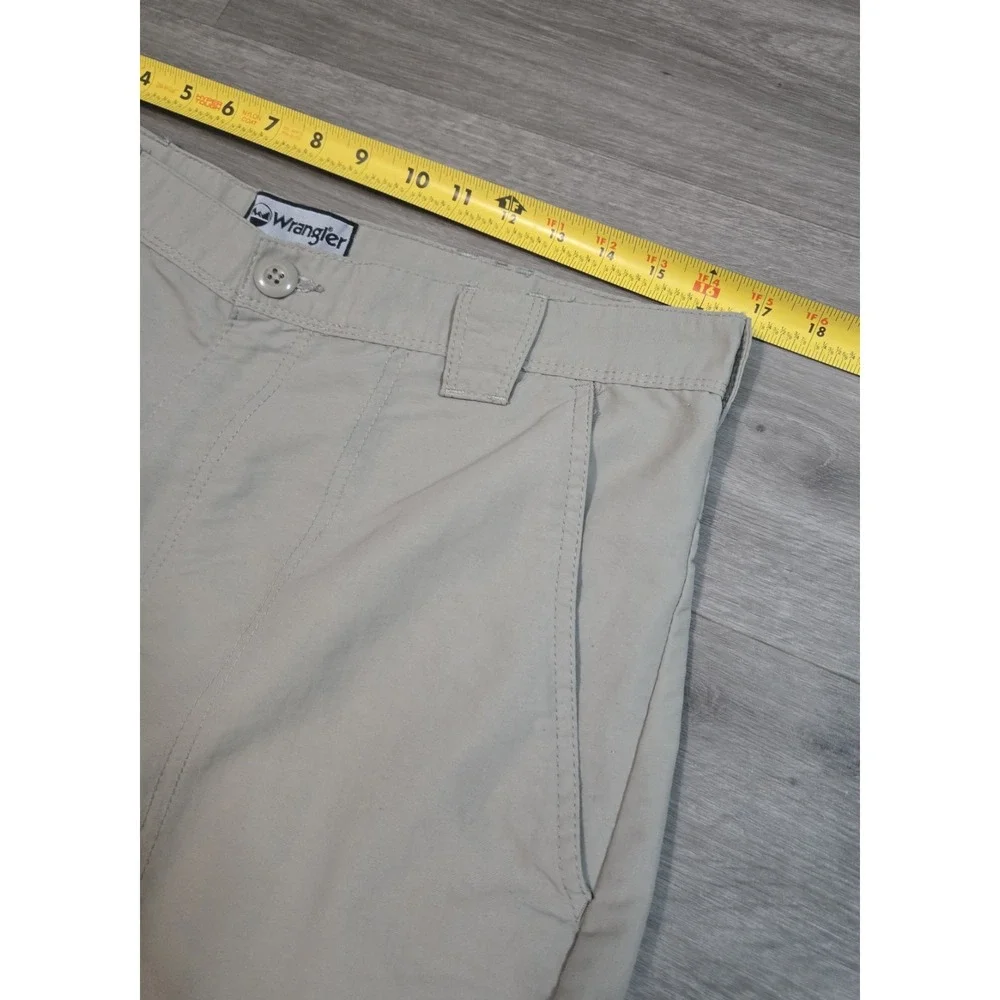 Wrangler ATG Shorts Mens 34 All Terrain Gear Cargo Outdoor Hiking Lot of 2